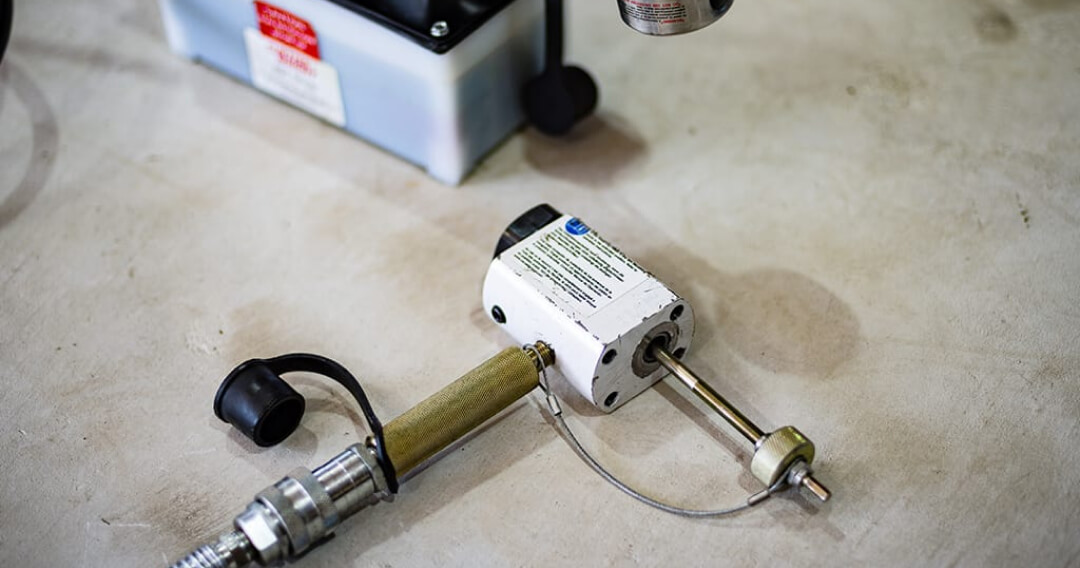 メカニカルプラグ