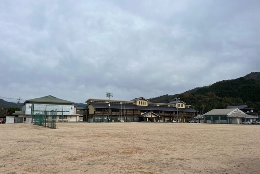 学校施設の器具・備品の修理