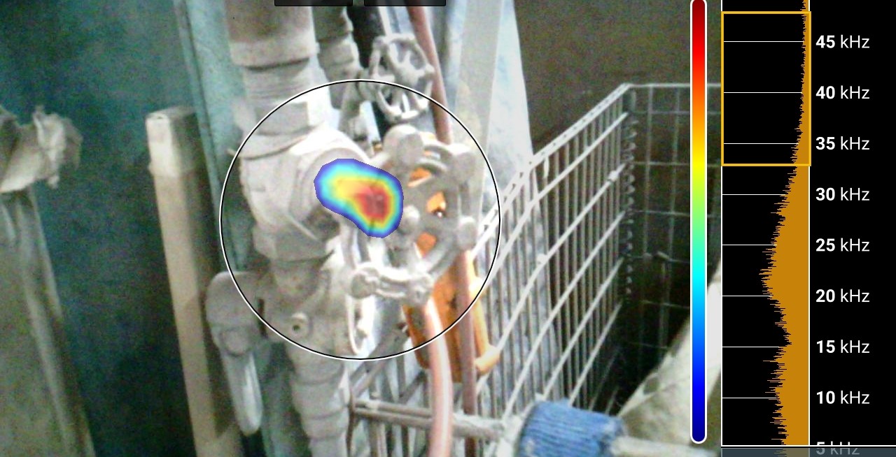 FLUKE超音波カメラで工場配管のエア漏れを検査